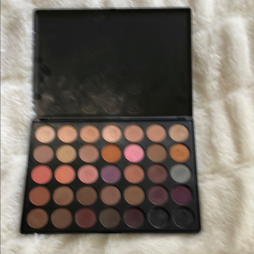 Morphe Pink and Purple Eyeshadow Palette 35 Shades